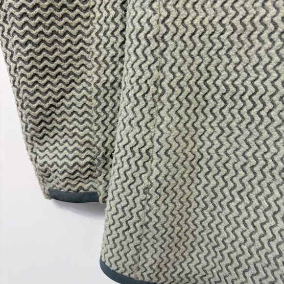 PATAGONIA R1® Air Full-Zip Hoody - Picture 3 of 6